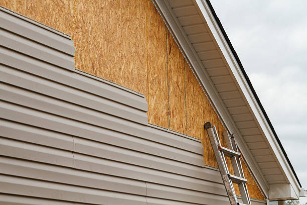 Professional Siding Installation technician working in Gastonia, NC